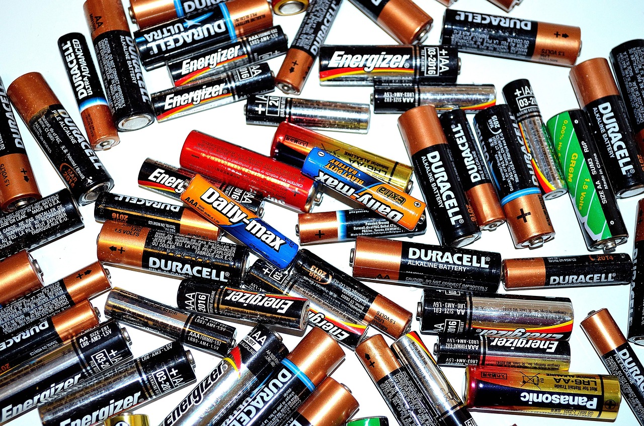 Rechargeable batteries reducing waste